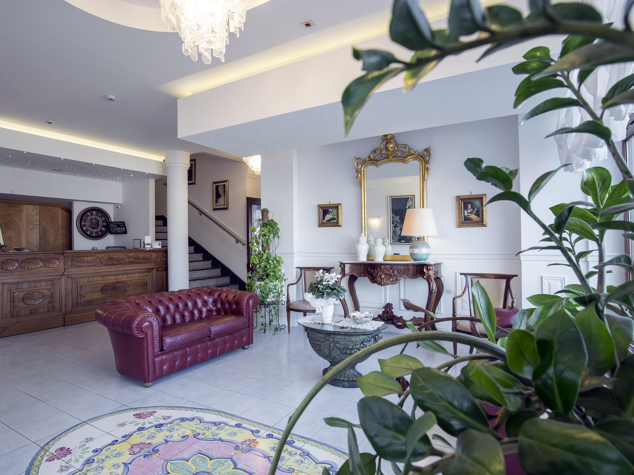 La Panoramica Hotel Castellammare di Stabia Ngoại thất bức ảnh