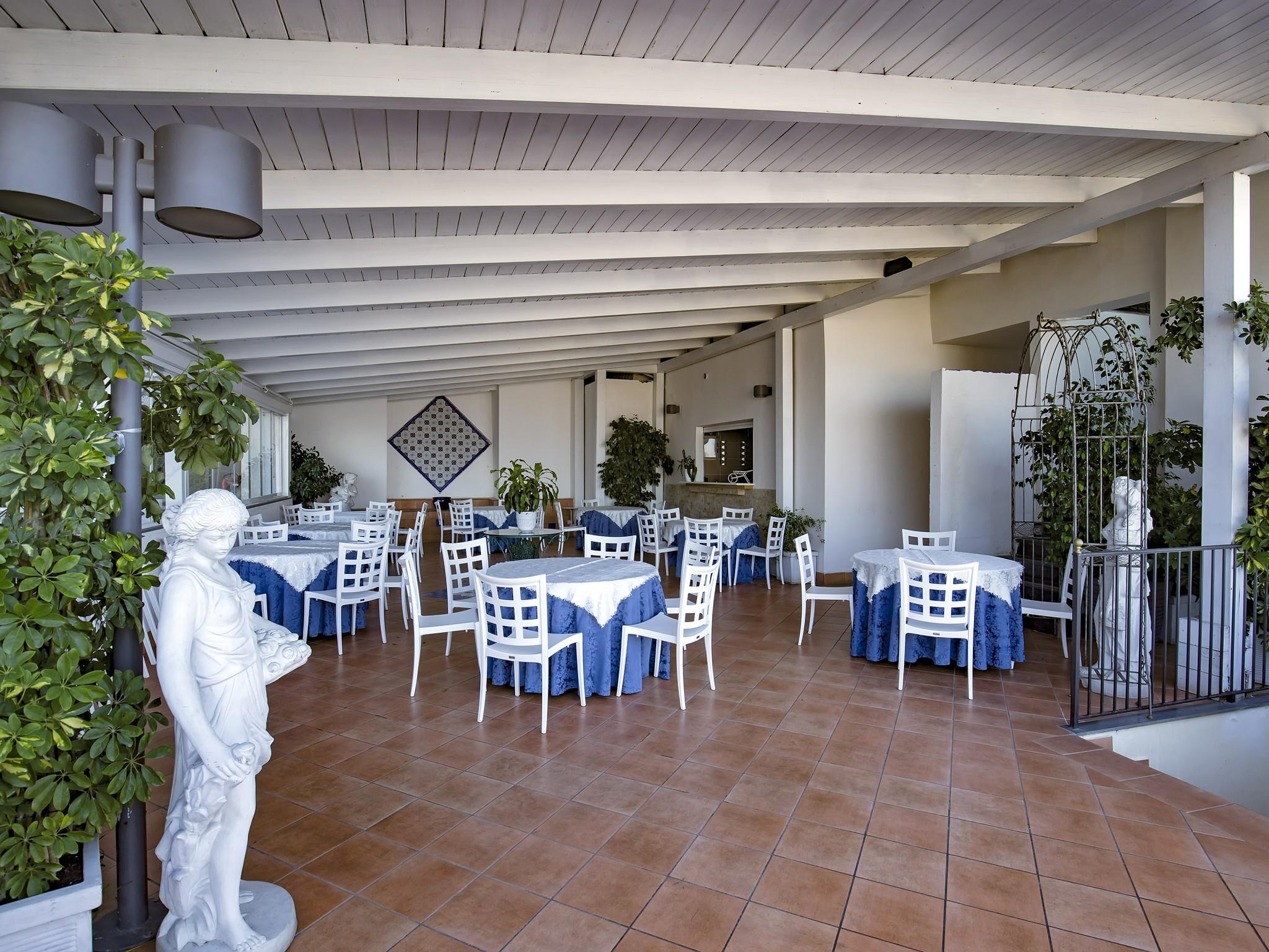 La Panoramica Hotel Castellammare di Stabia Ngoại thất bức ảnh
