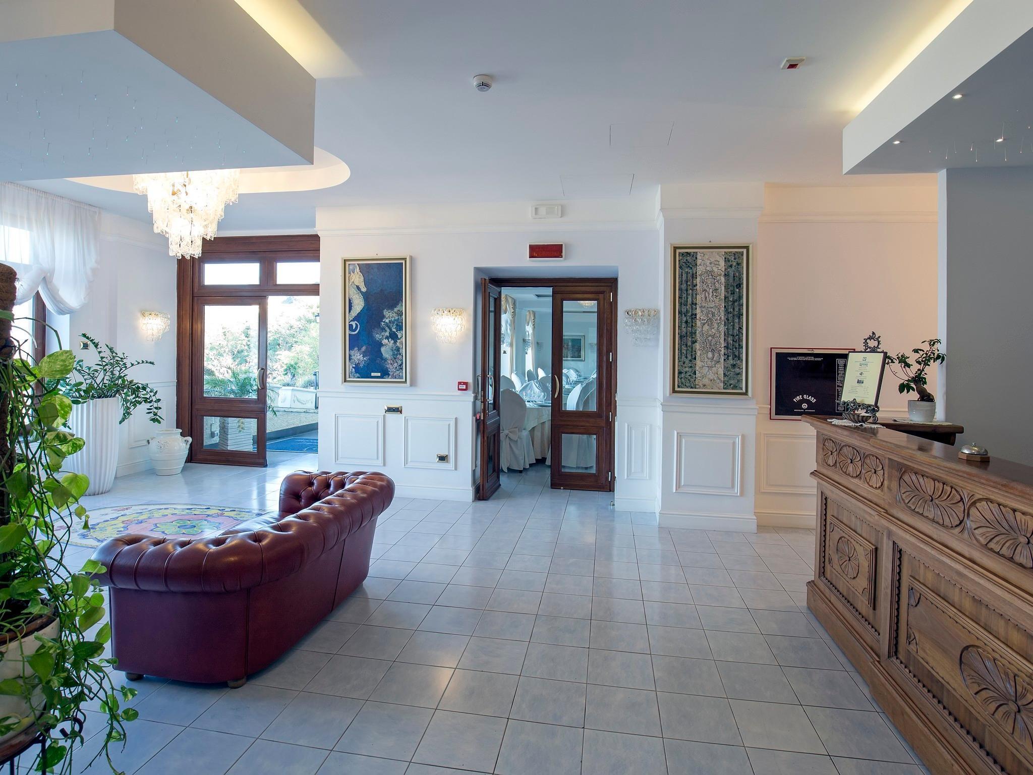 La Panoramica Hotel Castellammare di Stabia Ngoại thất bức ảnh