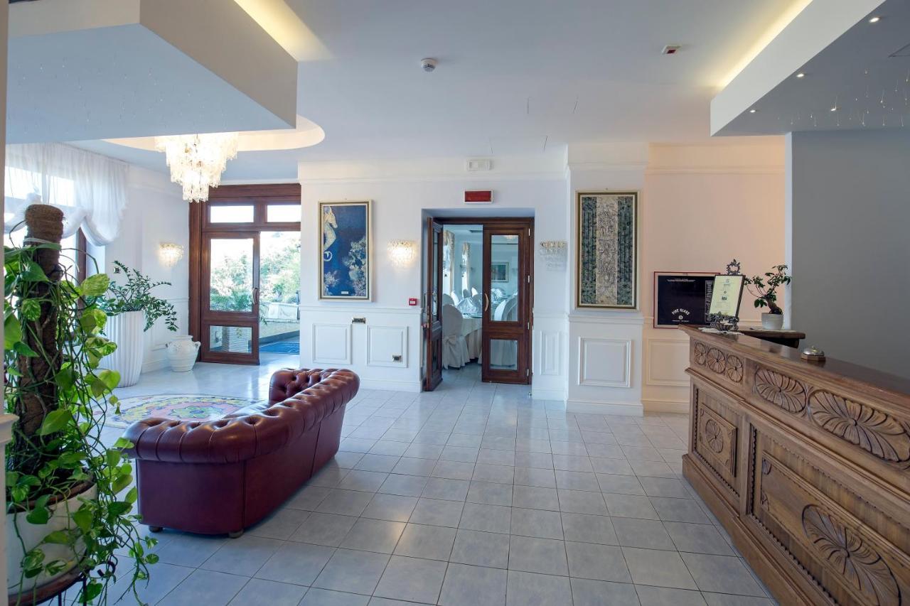 La Panoramica Hotel Castellammare di Stabia Ngoại thất bức ảnh
