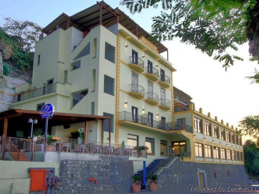 La Panoramica Hotel Castellammare di Stabia Ngoại thất bức ảnh